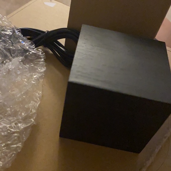 Cube wooden style clock minimalistic - Picture 2 of 5